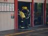 Incêndio de grandes proporções atinge supermercado e residências em SMOeste