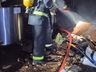 Incêndio atinge galpão em Mondaí