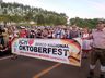 Desfile histórico abre a Oktoberfest em linha Presidente Becker