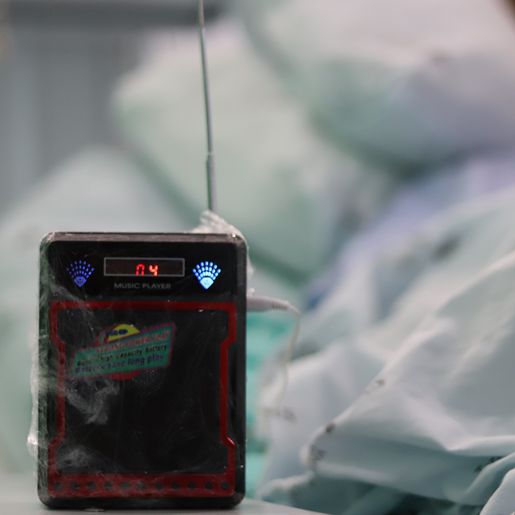 SMO: Projeto MúsicAlegra traz benefícios para pacientes da UTI no Regional 