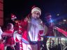 VÍDEO: Papai Noel é recebido com grande festa na praça central de São José do Cedro