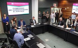 Proposta de novo hino para SC é aprovada na CCJ