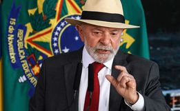 Com inspiração no Mais Médicos, Lula apresenta programa de incentivo a professores
