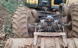 Agricultor fica ferido em capotamento de máquina agrícola na região