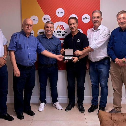 Prefeito de São Miguel do Oeste busca fortalecer parcerias com Aurora Coop e Cooperalfa