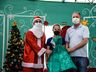 Crianças recebem presentes do Natal Solidário em São Miguel do Oeste