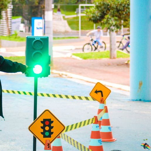 MAIO AMARELO: Simulação de acidente com vítima e escolinha de trânsito marcam programação 