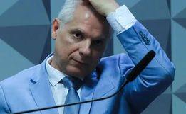 Ex-presidente do INSS recebia R$ 250 mil em propina por empresas e pizzaria, diz PF