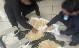 Família descobre serragem no lugar de corpo em caixão de bebê