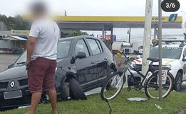 Homem morde e engole dedo de mulher em briga de trânsito em SC