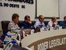 Vereadores pedem informações sobre cemitérios, Plano de Cargos e Salários e Willy Barth