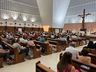 Celebração de Ano Novo na Igreja São Miguel Arcanjo reúne mais de mil fiéis