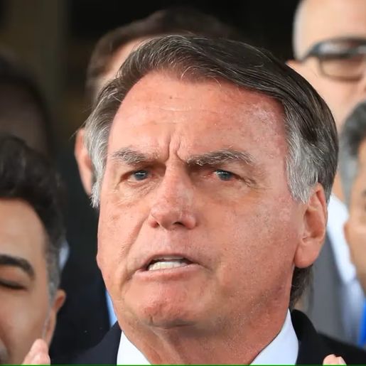 Bolsonaro recebeu R$ 30 milhões em um ano, aponta relatório da PF