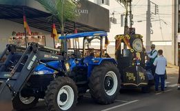 43ª Oktoberfest: Bierwagen leva chopp e alegria pelas ruas de Itapiranga