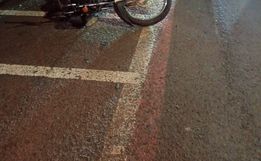 Acidente entre carro e moto deixa homem ferido em Pinhalzinho 