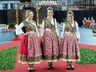 Tainá Dill é a rainha da 42ª Oktoberfest