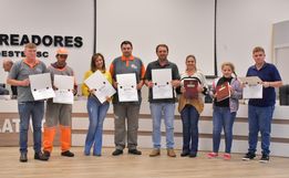  Câmara presta homenagem a coletores de lixo de São Miguel do Oeste