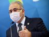 Ministro reduz intervalo de 12 para 8 semanas da Pfizer e AstraZeneca