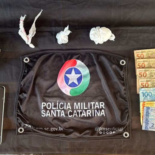 Mulher de 25 anos é presa por tráfico de drogas em Cunha Porã