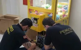 Perícia descobre que máquina de bichinhos engana usuários