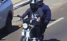 Polícia recupera moto furtada usada em roubo a mercado no centro de Riqueza