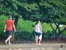 Fotos: Pessoas ignoram orientações e caminham, correm e pedalam em SMOeste
