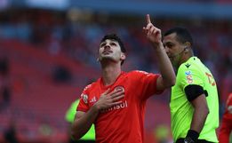 Inter vence o Bahia e se recupera no Brasileirão