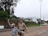 VÍDEO: Alunos do Proerd promovem visitas a instituições e conscientizam motoristas