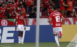 Com dois gols do selecionado Edenilson, Inter vence o Athletico-PR de virada 