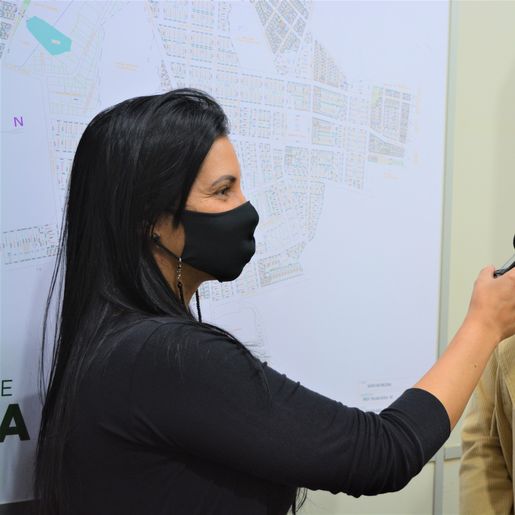 Administração de Palma Sola fiscaliza obras para verificar alvarás de construção