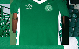 Umbro e Chape lançam novos uniformes em homenagem aos 105 anos de Chapecó
