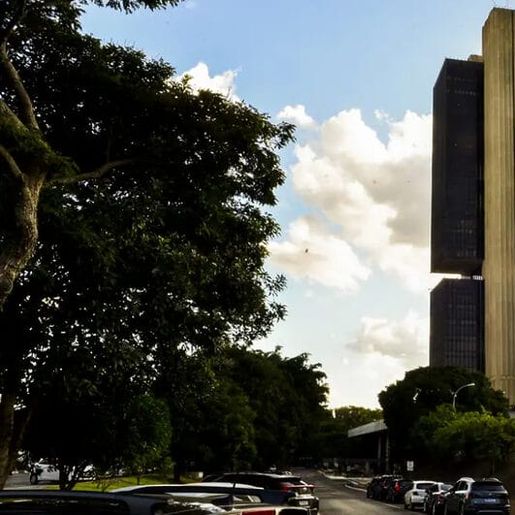  Copom deve subir taxa básica de juros para 13,25% na primeira 'superquarta' do ano