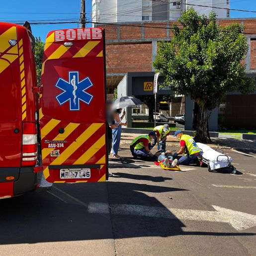 Atropelamento deixa mulher ferida no centro de São Miguel do Oeste 
