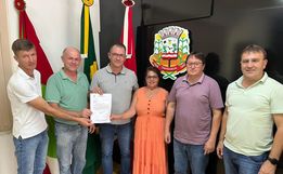 Câmara de Itapiranga devolve mais de R$ 200 mil ao Executivo