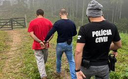 Investigado por espancar idoso até a morte na frente do filho é preso em SC
