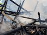 Vídeo: Incêndio destrói galpão e implementos e mata bovino no interior de Tunápolis