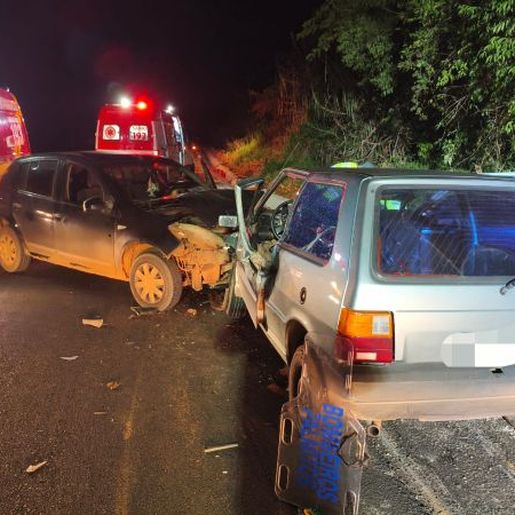 Colisão frontal é registrada na SC-283 em Palmitos 