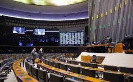 Comissão especial aprova PEC que altera regras eleitorais
