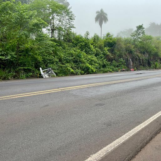 BR-282 é liberada após grave acidente; trânsito flui normalmente