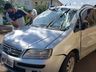 Veículo capota em acidente no centro de Iporã do Oeste