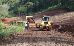 Agricultura de Iporã do Oeste lança novo subsídio para serviços de máquinas