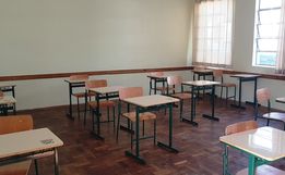 Novo piso nacional para professores é suspenso pela Justiça em cidade do Extremo-Oeste