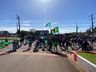 VÍDEO: Grupo realiza caminhada até o 14º RCMec em SMOeste