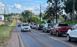 Faismo 2024: fila de carros até o trevo e parque lotado neste fim de tarde