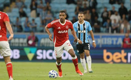 Grêmio e Inter empatam na Arena pela 5ª rodada do Brasileirão 