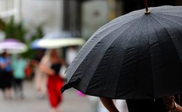 Frente fria faz tempo virar em SC nesta quinta com volta da chuva