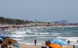  SC é destino de quase metade dos turistas da região Sul neste verão, mostra pesquisa