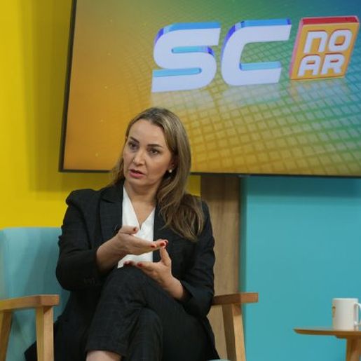 Daniela Reinehr determina força máxima para buscar e reaver os R$ 33 milhões aos cofres públicos