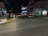 VÍDEO: Motociclista sofre ferimentos graves em colisão traseira 
