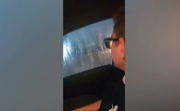Vídeo de mineiro preso em carro durante enchente viraliza